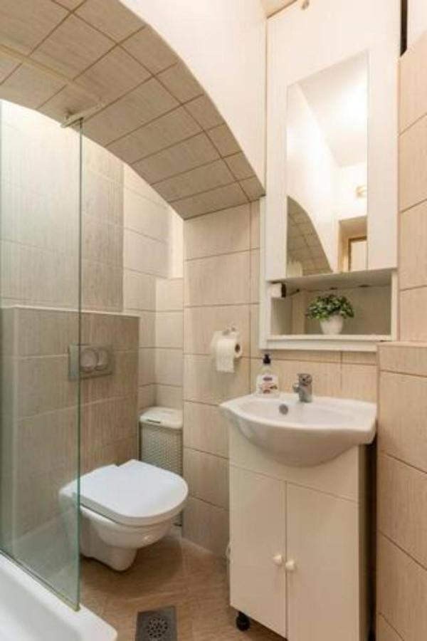 Zagreb Bunker At Main Square Apartment Luaran gambar